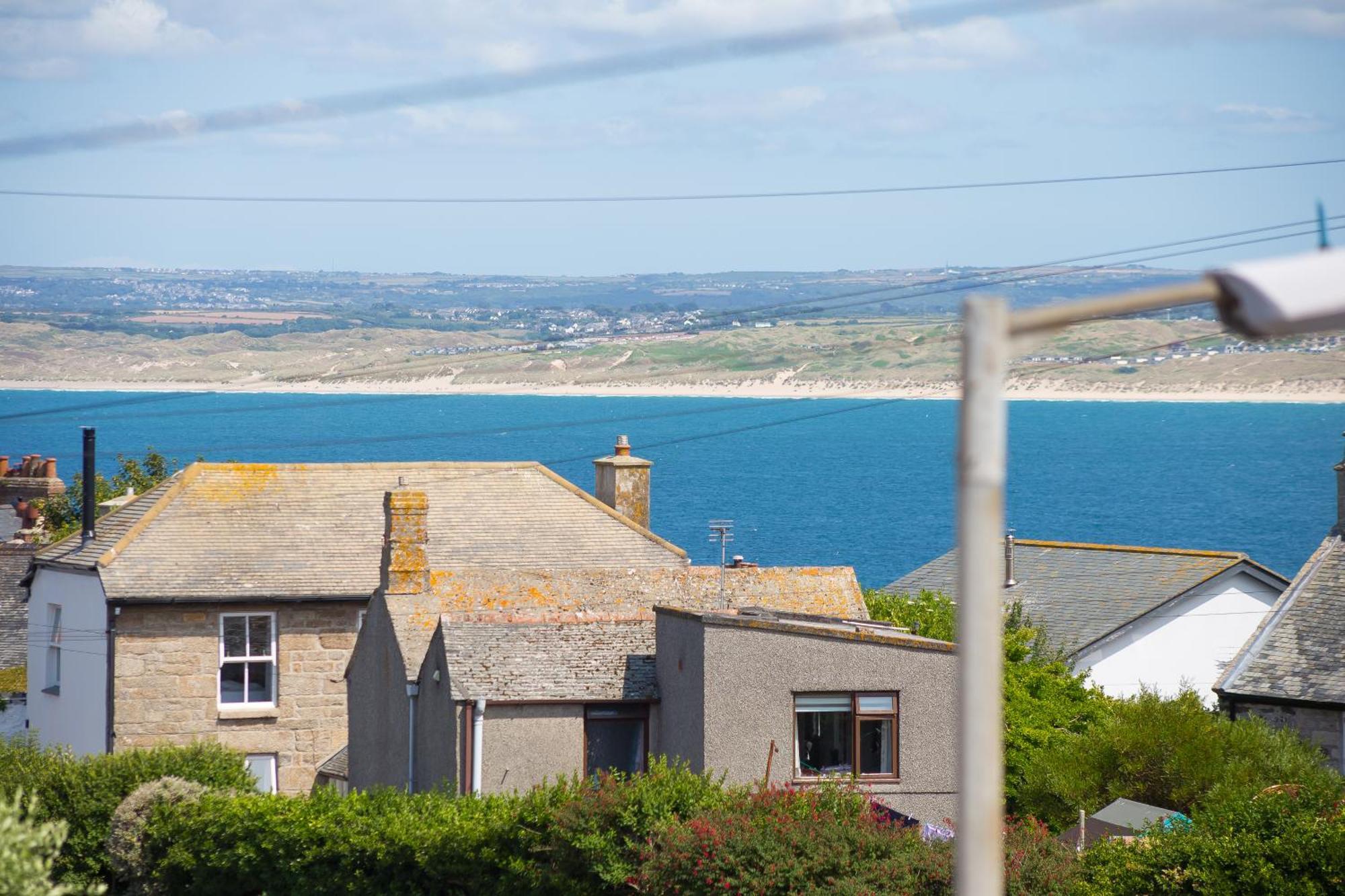 St Ives Seabreeze 3 - Seaview & Parking 아파트 외부 사진